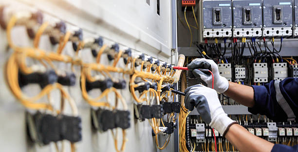 Professional Electrician technician working in Norway, MI